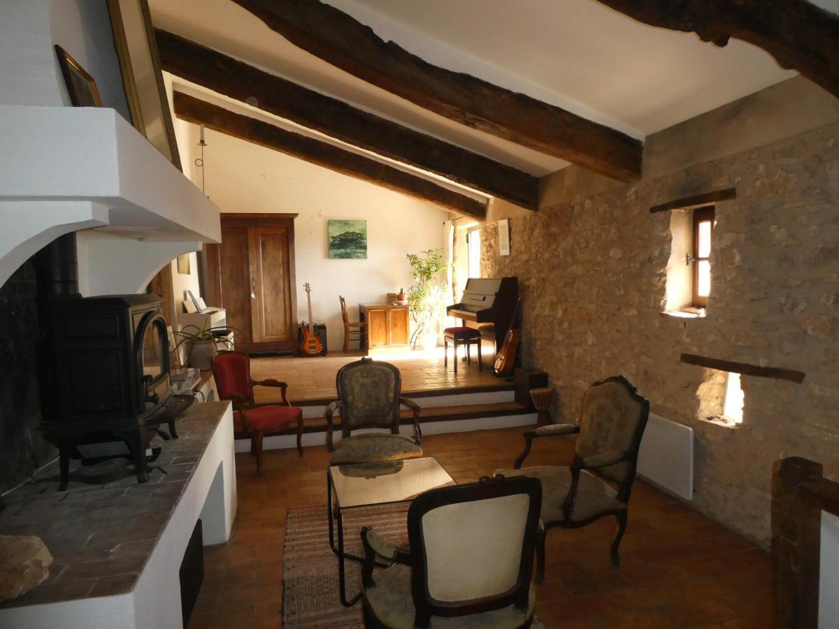Le Jas Des Aiguiers Hotel Saint-Saturnin-d'Apt Eksteriør billede