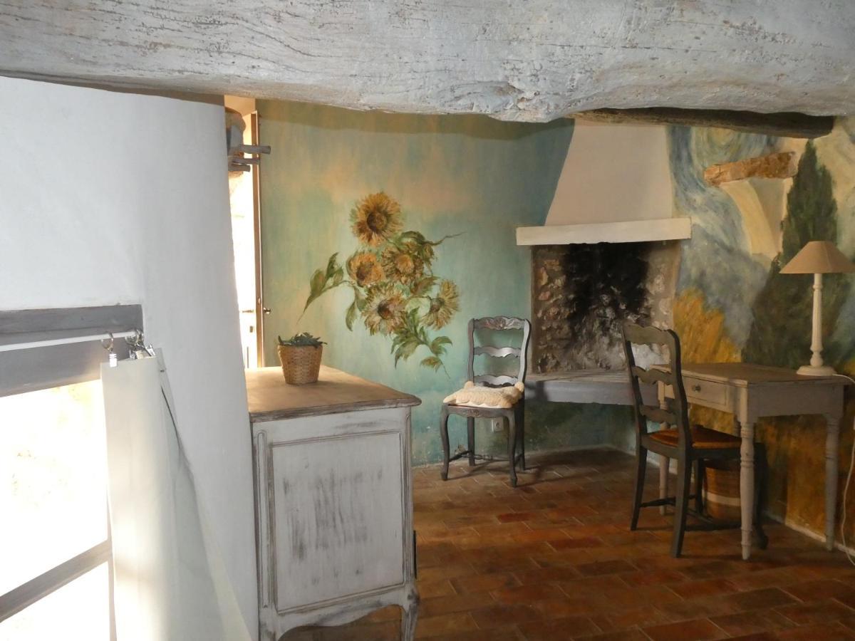 Le Jas Des Aiguiers Hotel Saint-Saturnin-d'Apt Eksteriør billede