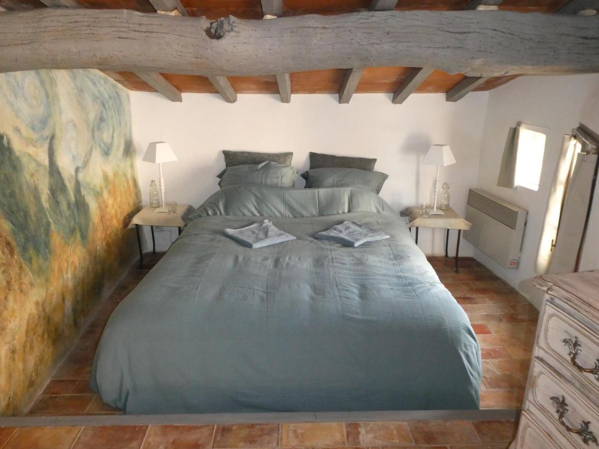 Le Jas Des Aiguiers Hotel Saint-Saturnin-d'Apt Eksteriør billede